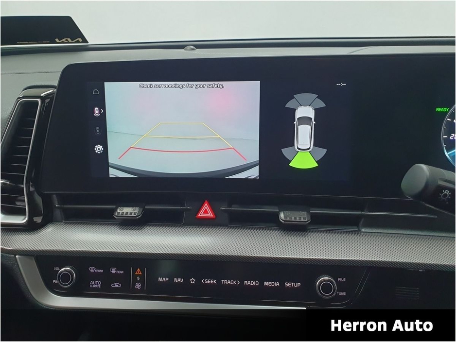 2024 Kia Sportage - image 10