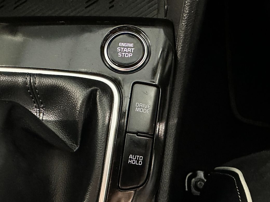 2025 Kia Sportage - image 28