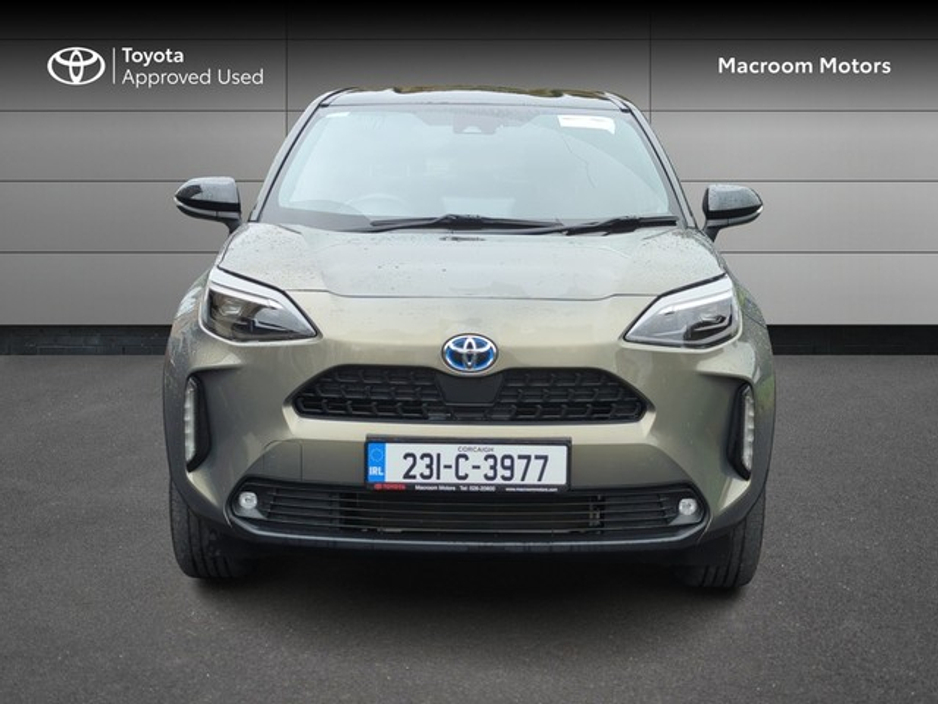 2023 Toyota Yaris Cross - image 5