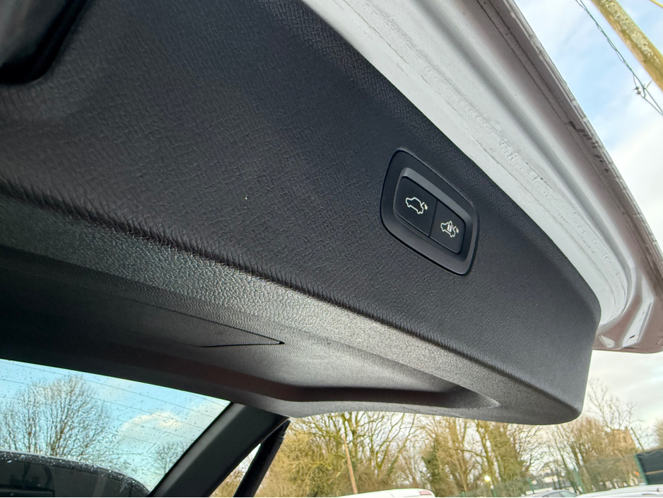 2021 Volvo XC90 2.0D B5 AWD MOMENTUM 5DR AUTO 7 SEAT €48,950