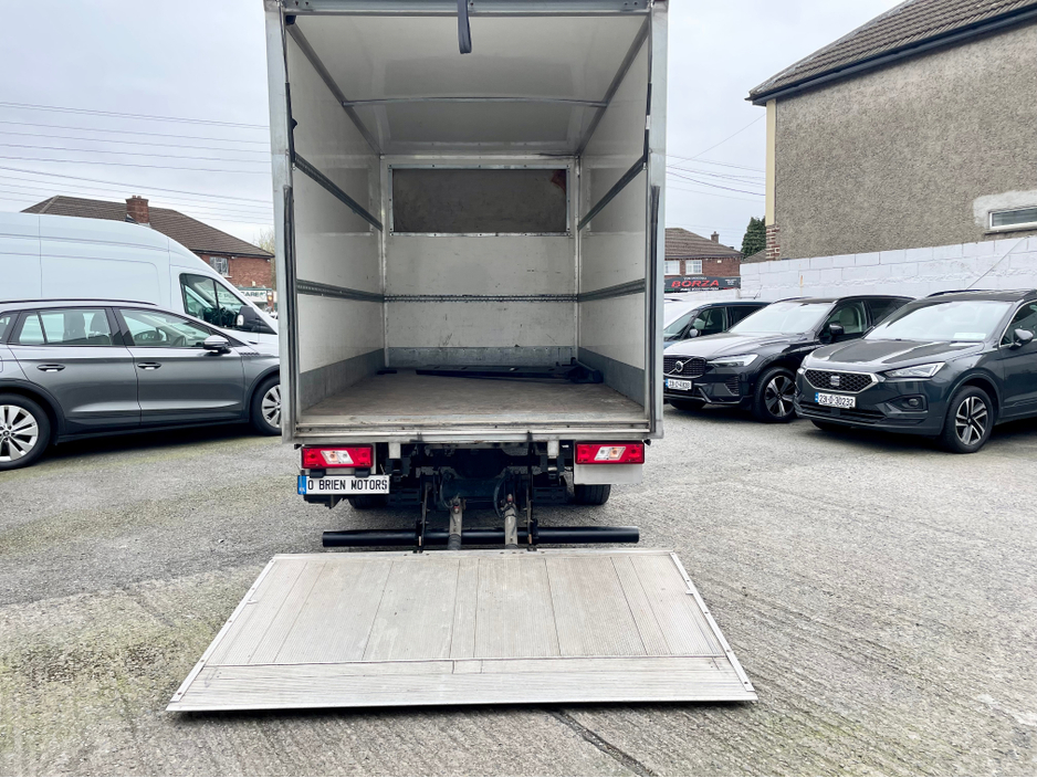 2023 Ford Transit - image 20