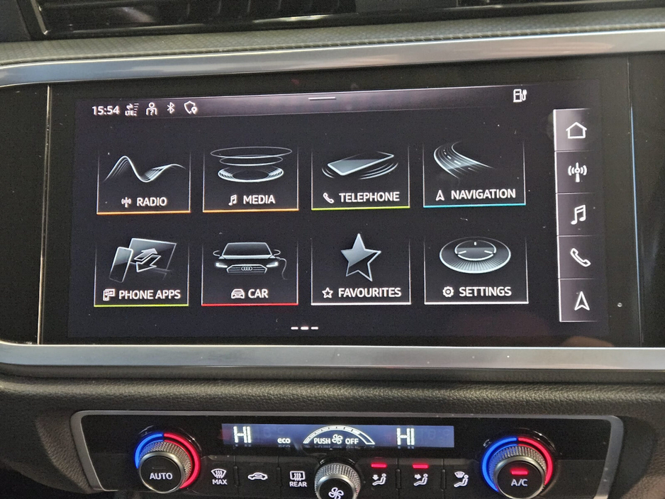 2022 Audi Q3 45 TFSI E S Tronic SE €27,950