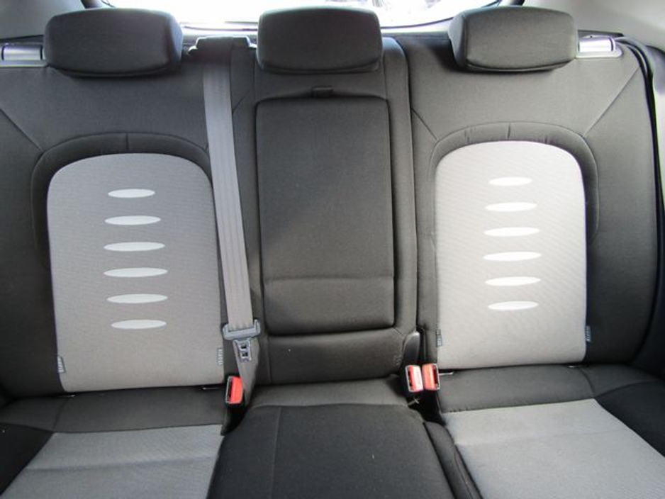 2013 Kia Ceed - image 17