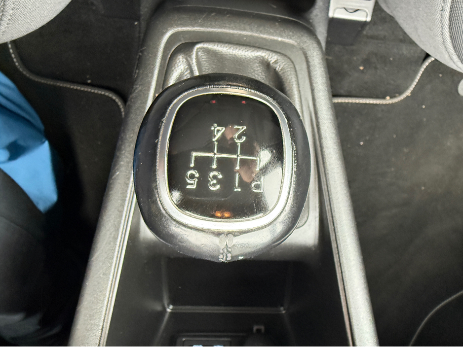 2018 Hyundai ix20 - image 17