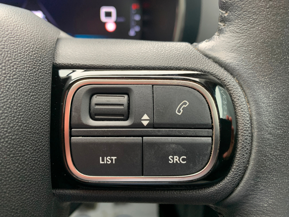 2023 Citroen C5 Aircross - image 22