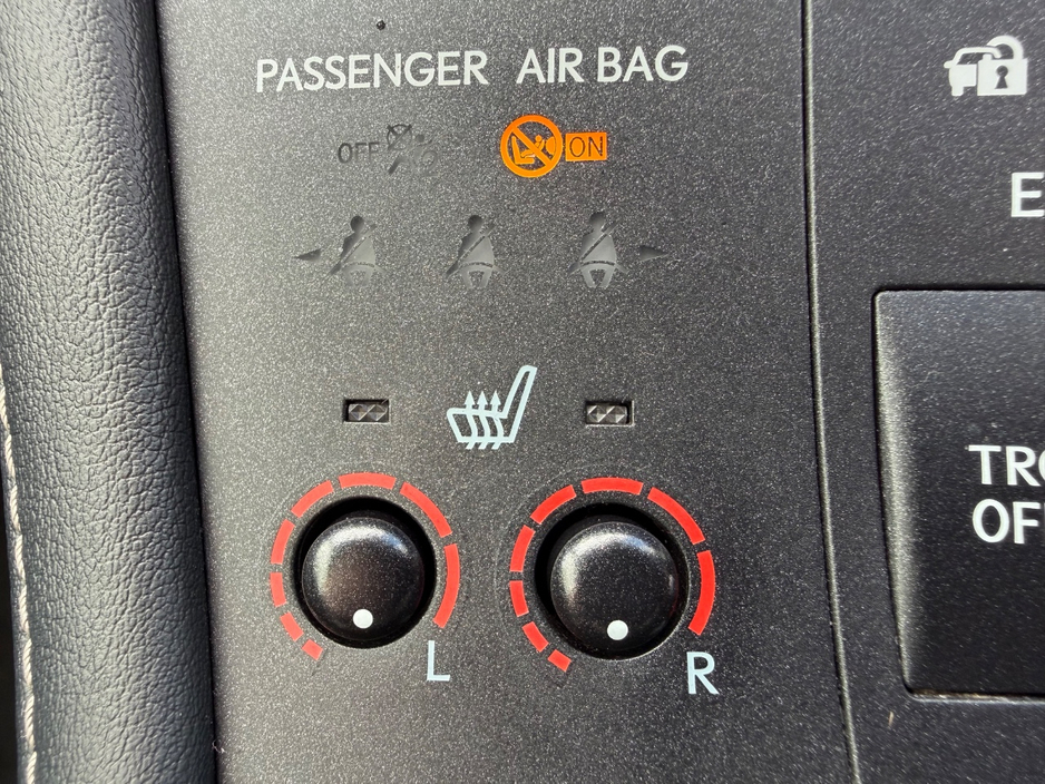 2014 Lexus CT 200 h - image 21