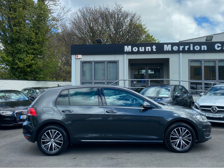 2016 Volkswagen Golf - image 4