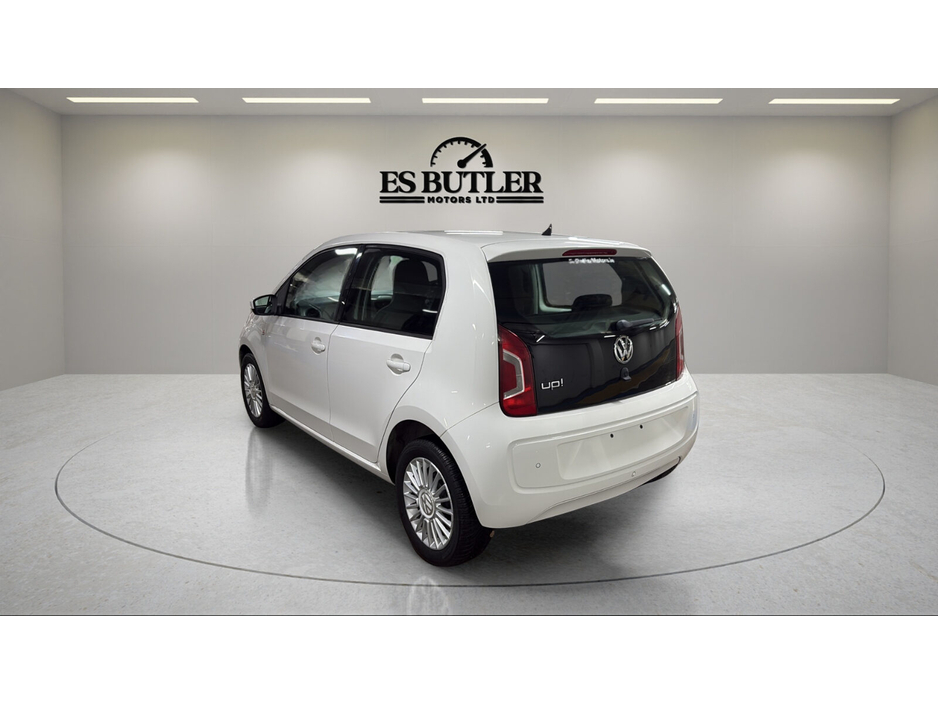 2014 Volkswagen up!  €8,490
