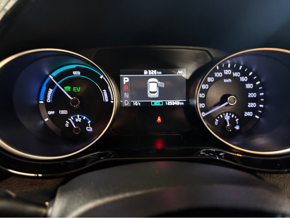 2021 Kia XCeed - image 17