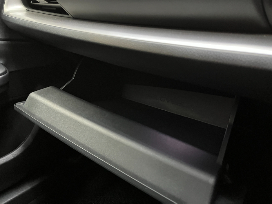 2025 Toyota Prius - image 15