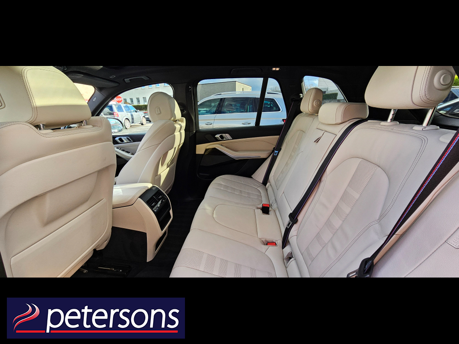 2021 BMW X5 - image 16