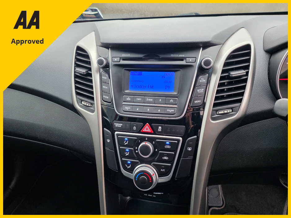 2016 Hyundai i30 * ONLY 49K MILES * 1 OWNER FROM NEW €11,900