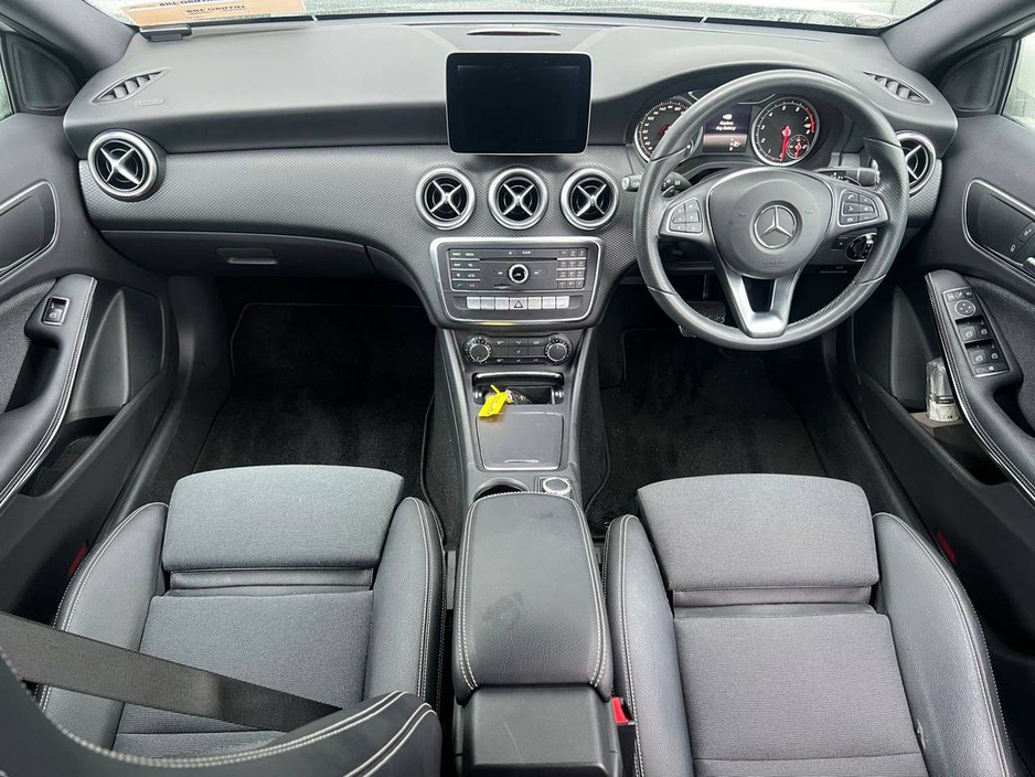 2017 Mercedes-Benz A Class A180 AMG-STYLE 1.6 AUTO // NEW 19" AMG-LINE ALLOYS // REVERSE CAMERA // HEATED HALF LEATHER SEATS €16,900
