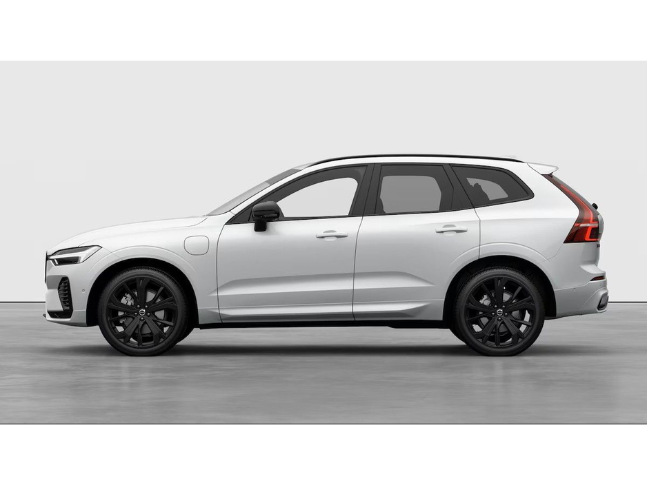 2026 Volvo XC60 - image 2