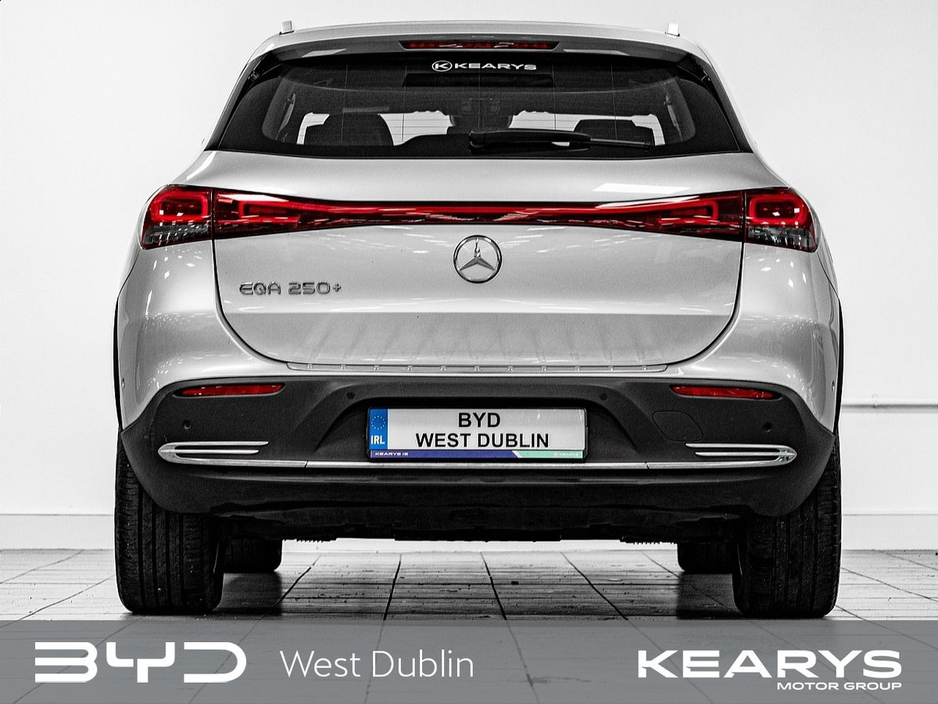 2023 Mercedes-Benz EQA - image 6