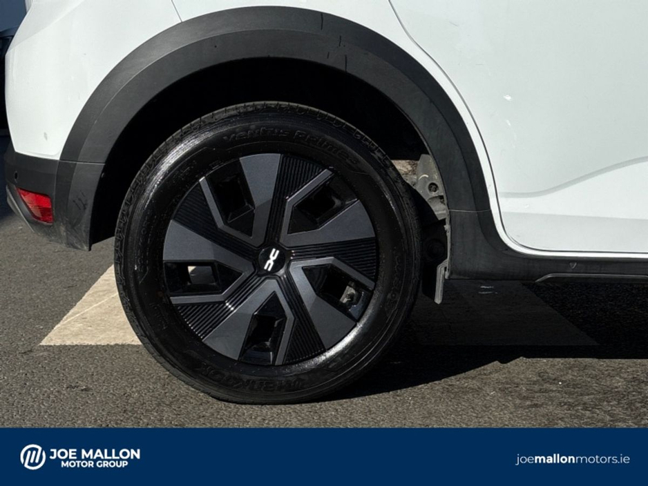 2025 Dacia Sandero Stepway - image 17