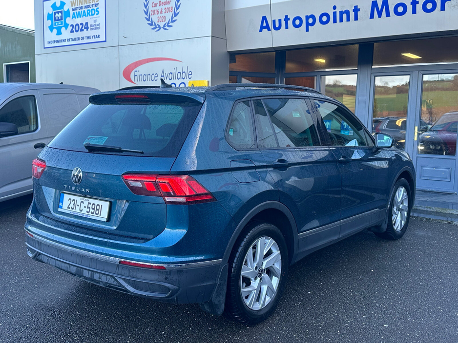 2023 Volkswagen Tiguan 2.0 TDI 122HP Life €34,895