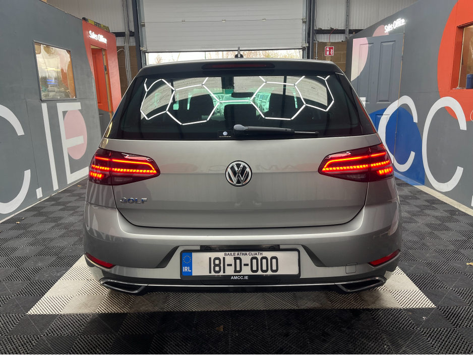2018 Volkswagen Golf - image 3