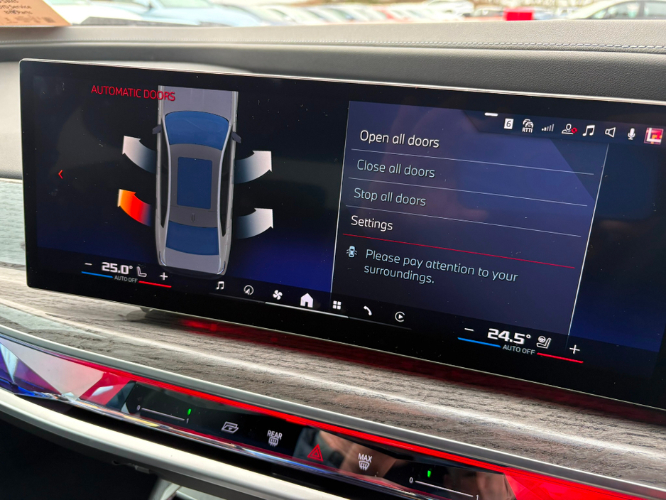 2025 BMW 7 Series M760e xDrive M Sport Pro [Ultimate Pack] €134,995