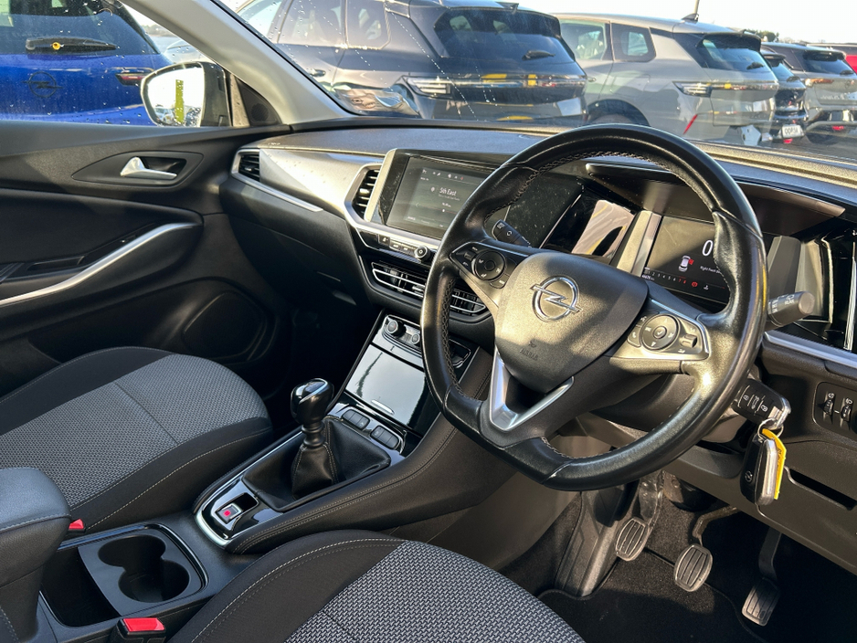 2023 Opel Grandland SC-1.2 130PS-PETRO X