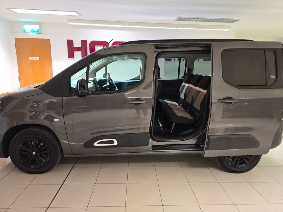 2024 Citroen Berlingo Wheelchair Accessible - Feel Pack Diesel Bluehdi 100 5 Seats €34,950