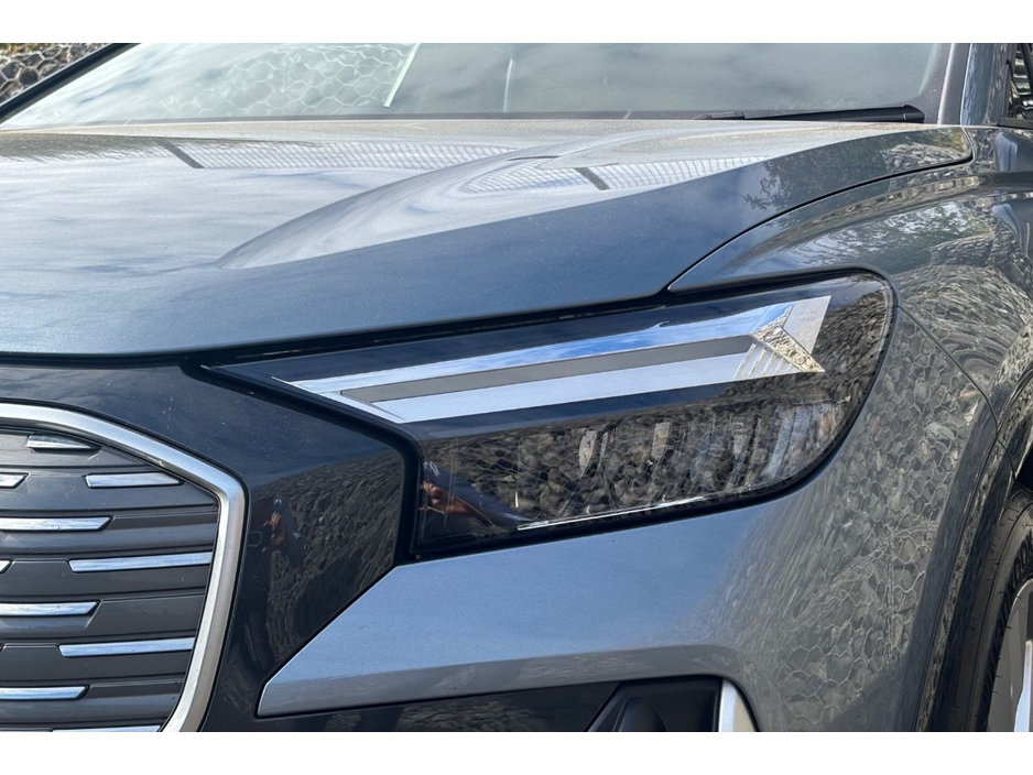 2023 Audi Q4 e-tron E-TRON S LINE 40 €32,137