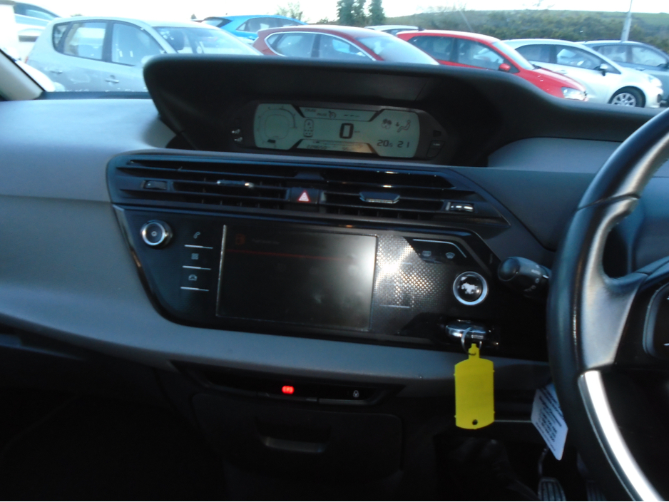 2017 Citroen Grand C4 Picasso TOUCH BLUEHDI 120 4DR BLACK EDITION €7,750