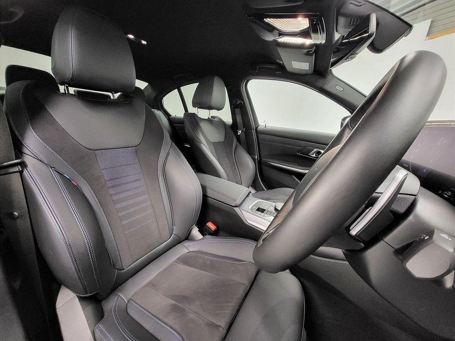 2024 BMW 3 Series 330e M Sport €47,975