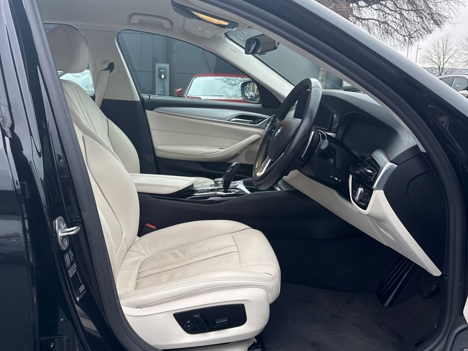 2021 BMW 5 Series 520d SE Saloon €38,950