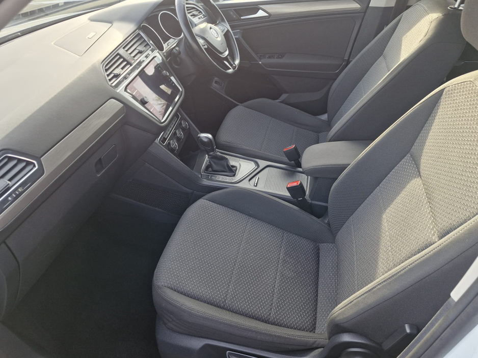 2019 Volkswagen Tiguan - image 19