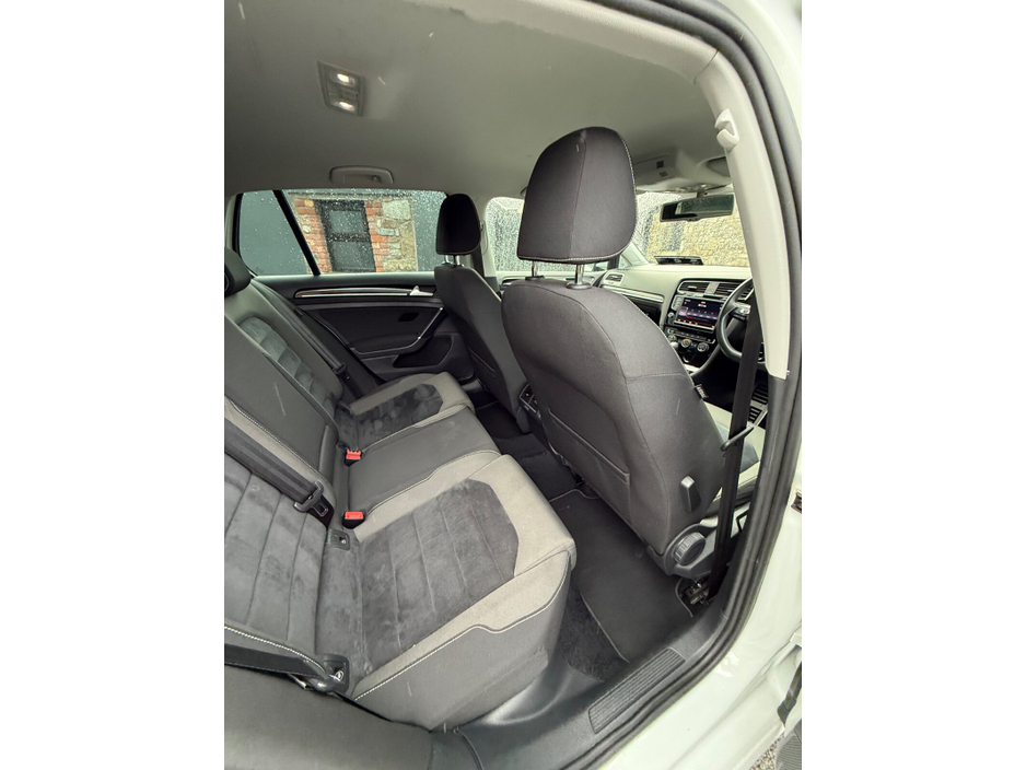 2014 Volkswagen Golf 1.4 TSI 5DR 150HP Highline €12,995