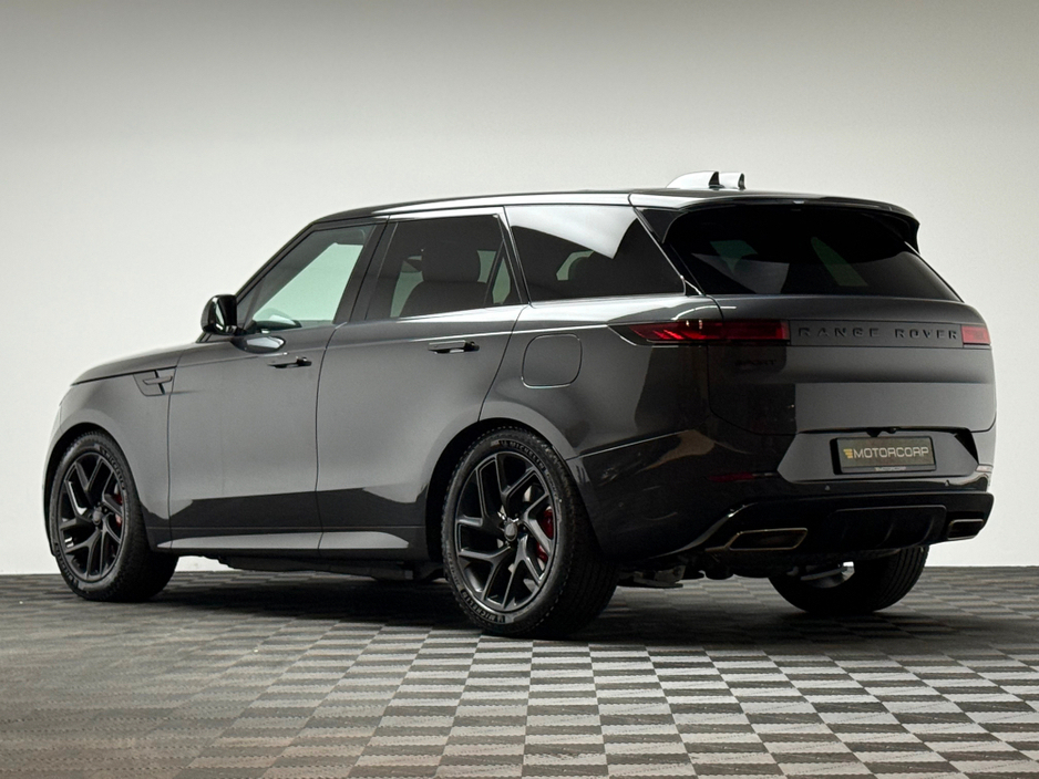 2026 Land Rover Range Rover Sport - image 5