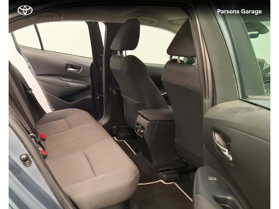 2020 Toyota Corolla - image 10
