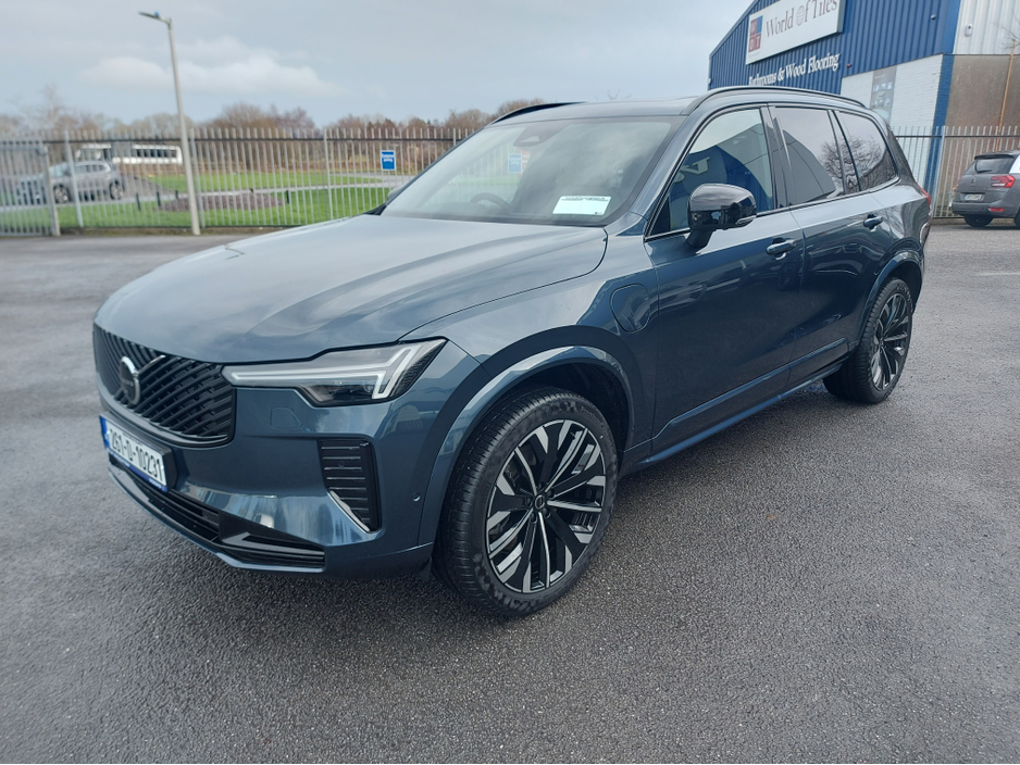 2026 Volvo XC90 T8 PHEV PLUS DARK AWD 5DR €99,950