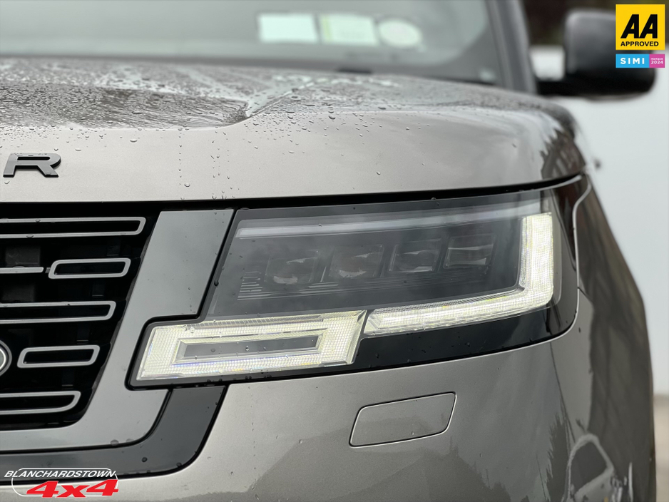 2023 Land Rover Range Rover 1ST EDITION D350 DIESEL POWERHOUSE €149,900