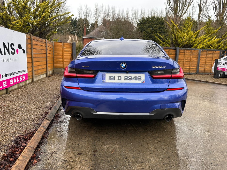 2019 BMW 3 Series - image 5