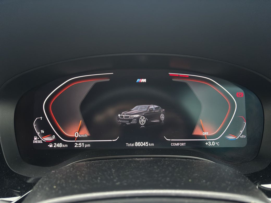 2022 BMW 5 Series 520D “Blackout spec. Big statement.” €43,888