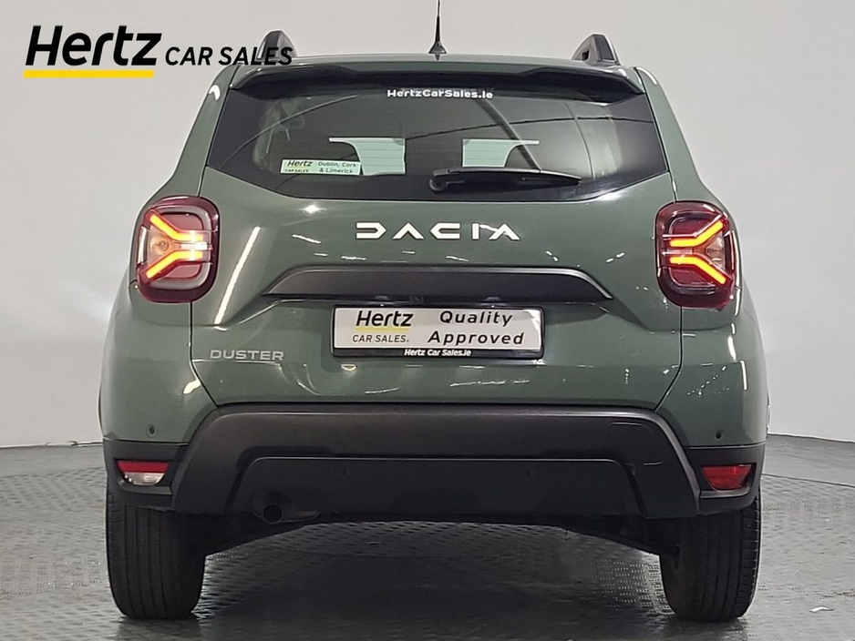 2023 Dacia Duster - image 4