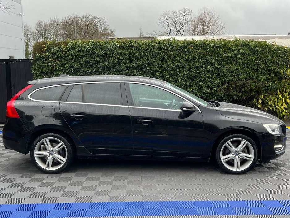 2018 Volvo V60 D4 CLASSIC 2.0 D // OPENING SUNROOF // FULL SERVICE HISTORY // ADAPTIVE CRUISE CONTROL €19,900