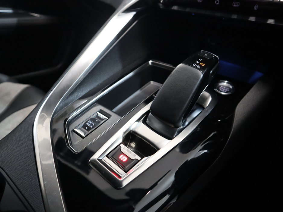 2021 Peugeot 3008 *69* GT S/S PHEV AUTO €22,900