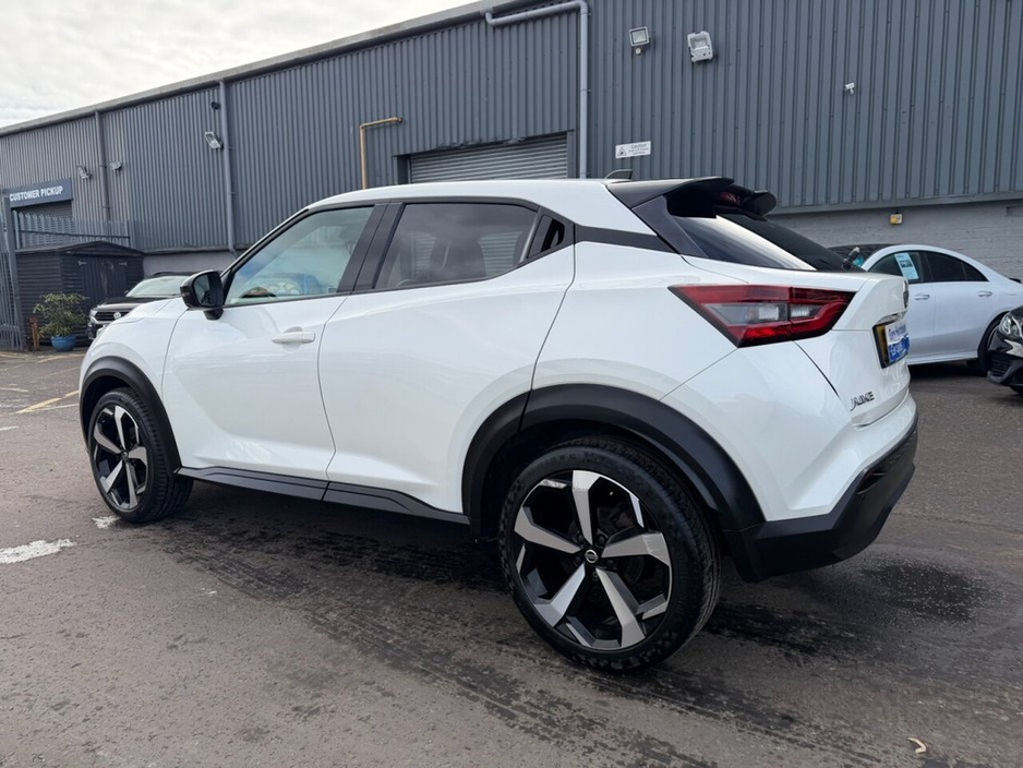 2021 Nissan Juke - image 7
