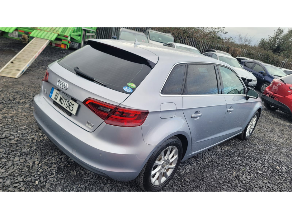 2015 Audi A3 - image 6