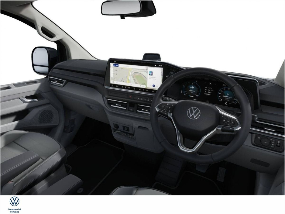 2026 Volkswagen Caravelle - image 2