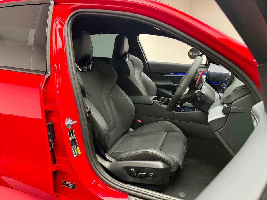 2025 BMW M5 M5 4.4 727HP INDV ROSSO CORSA €139,990