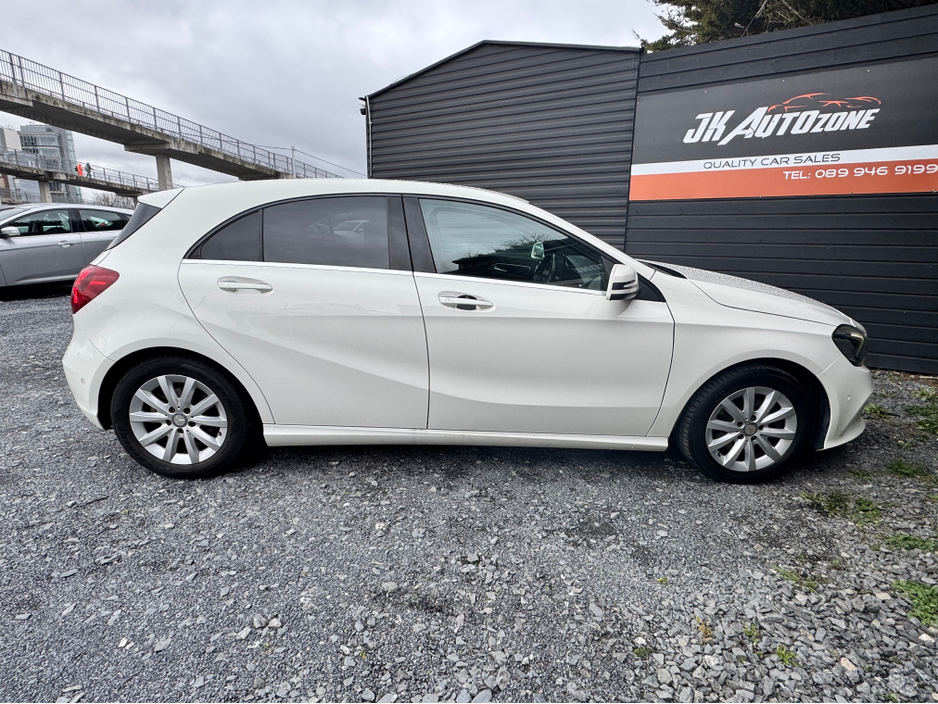 2016 Mercedes-Benz A Class - image 7