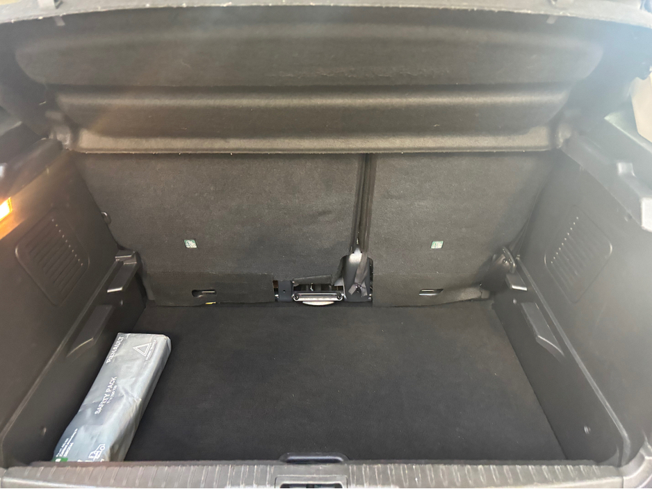 2021 Renault Captur - image 15