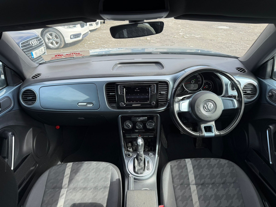 2017 Volkswagen Beetle - image 12