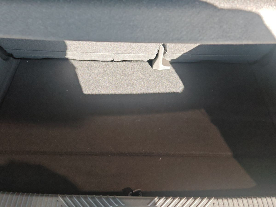 2026 Renault 5 - image 12