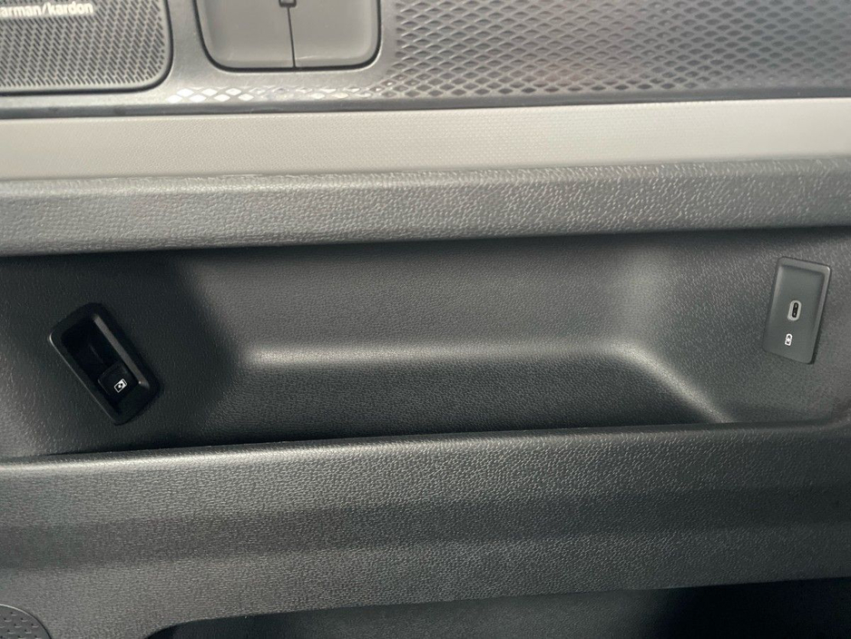 2025 Volkswagen ID.Buzz ID.BUZZ STYLE 86KWH 280BHP LWB €66,975