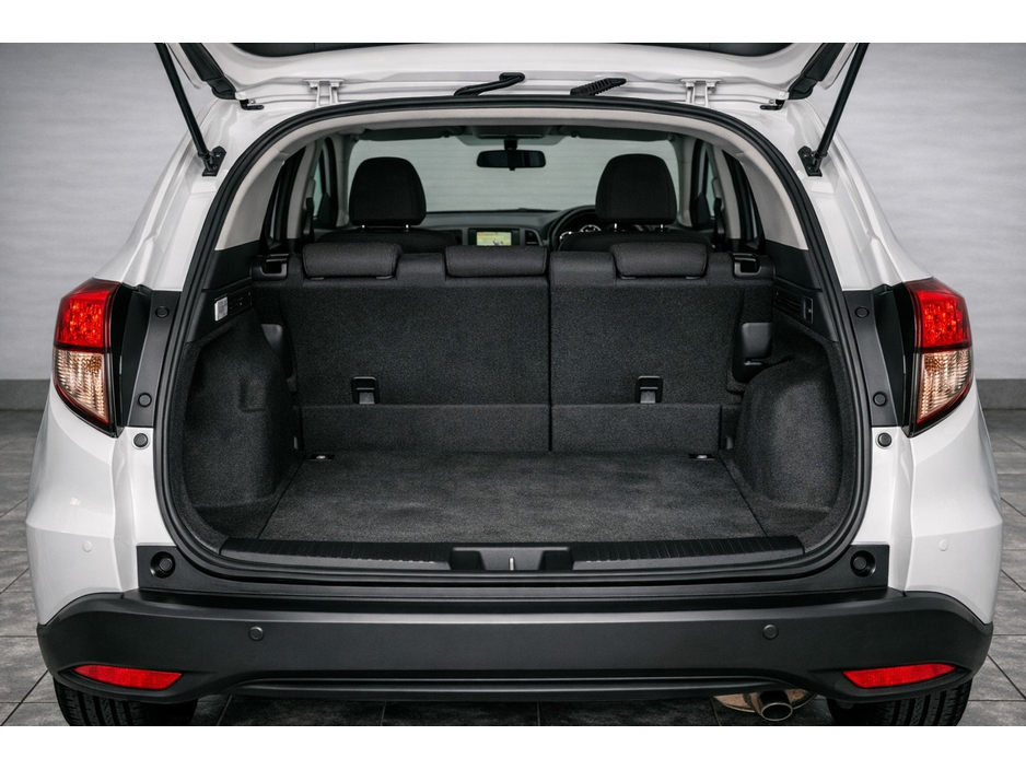 2016 Honda Vezel - image 5